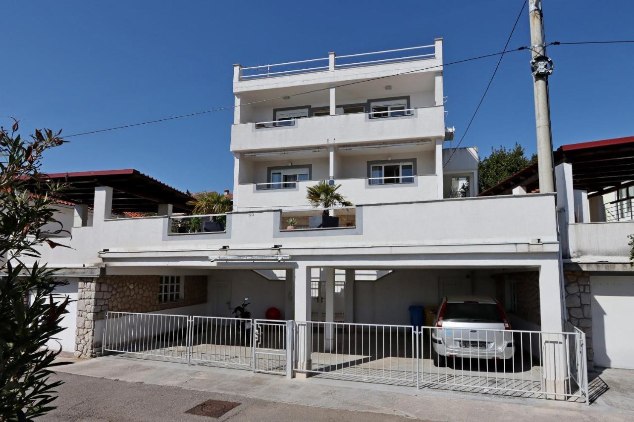 Apartments With A Parking Space Crikvenica - 12592 Exterior photo